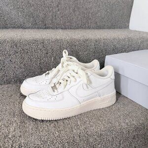 Nike Air Force 1 LE GS White – Big Kids 6Y
